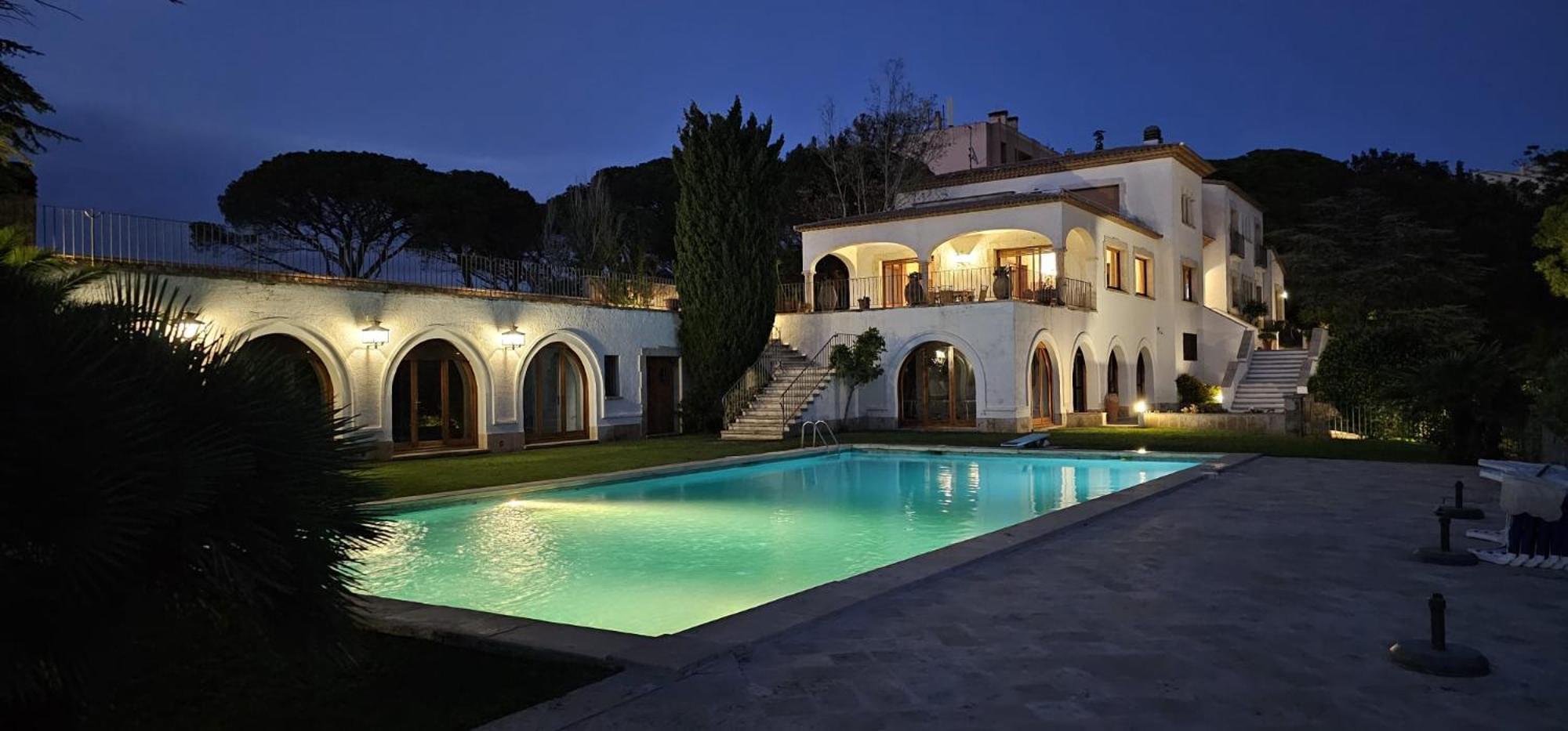 Villa Maricel Sant Feliu de Guíxols Exteriör bild