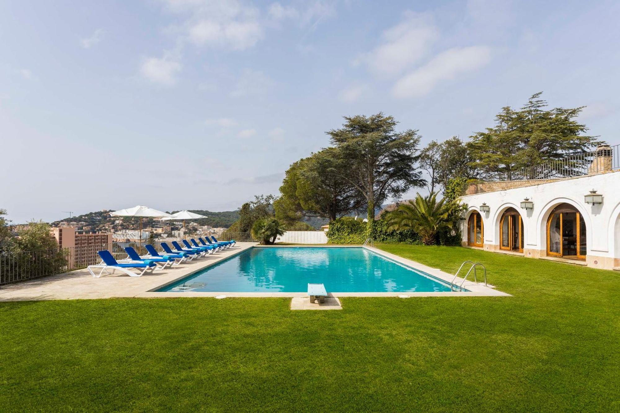 Villa Maricel Sant Feliu de Guíxols Exteriör bild