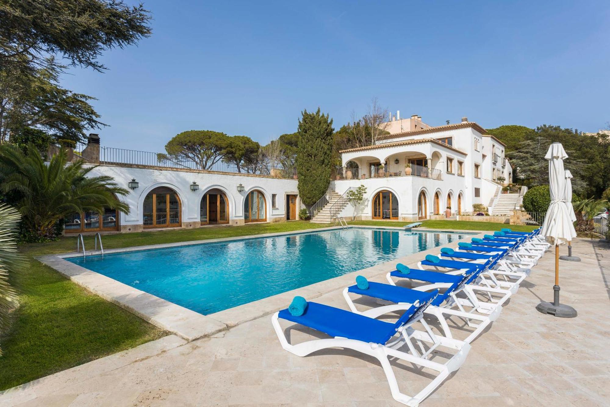 Villa Maricel Sant Feliu de Guíxols Exteriör bild
